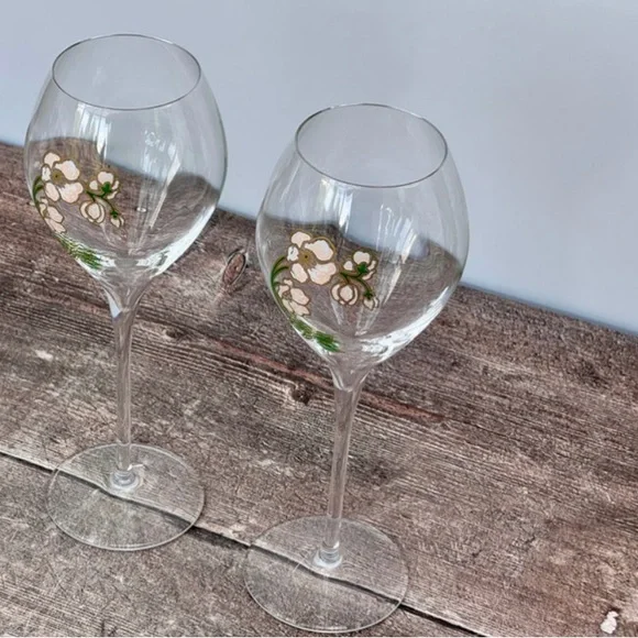 Pair of Perrier-Jouet Belle Époque Champagne Glasses, 28.5cl - Picture 2 of 6